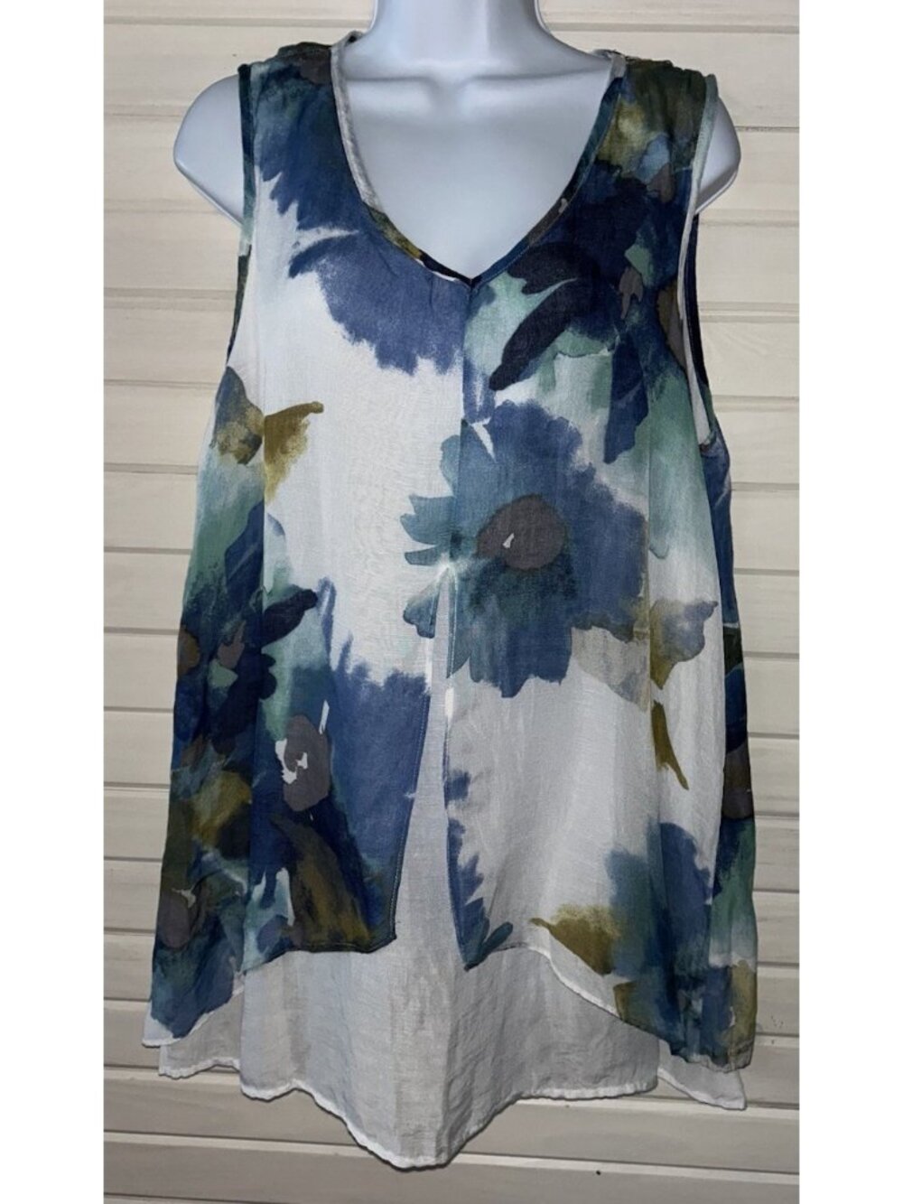 Habitat Sz MEDIUM White Blue Floral Linen Sleeveless Lagenlook Tank Gauzy EUC